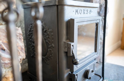 Haverfordwest Cottage | Stone Hall Mill Cottage is a secluded, comfortable, rural retreat.