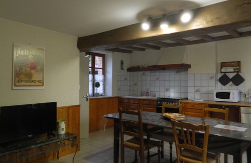 Aulon House | Stone house from the Creuse with garden in a small village