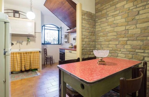 Messenano House | stone house in a small medieval tower near SPOLETO