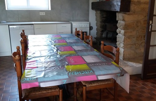 Castillon - Pujols Intercommunalite House | Stone house in the countryside 2 bed.