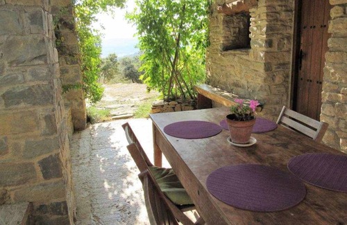 Tremp House | Stone house with views of the Congost de Mont-Rebei