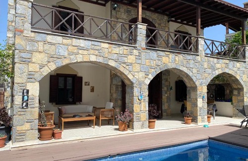 Konacık Villa | Stone villa private pool