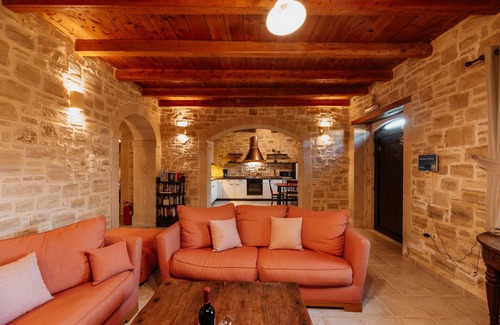 Atsipópoulon Villa | Stone villa with pool & fantastic sea views (with special autumn offers)