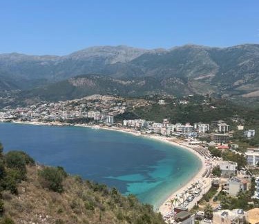 Himare Hotel | Stonevilla Buta