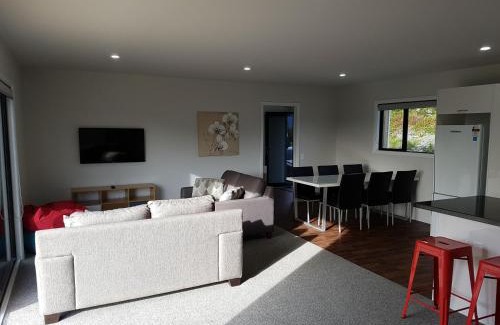 Franz Josef Glacier Apartment | Stony Creek, 3 bedroom home, Franz Josef