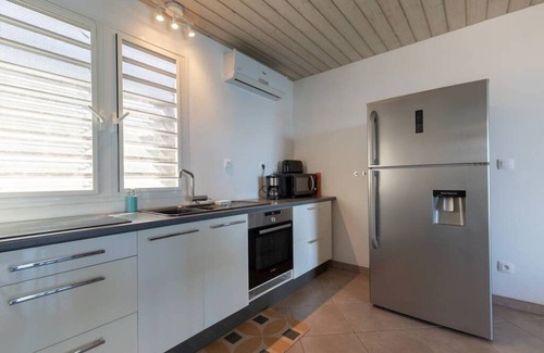 Petite-Ile Villa | STOP PROMO:L'AMANDAVA 3*,6 pers, magnificent ocean view, private heated pool.