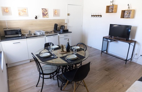 Epernay Apartment | STOPOVER IN ÉPERNAY APARTMENT 1/4 PEOPLE AT THE BORDS DE MARNE