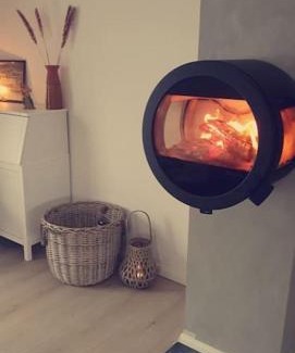 Arendal Villa | Stor enebolig med flott hage og sommerstue