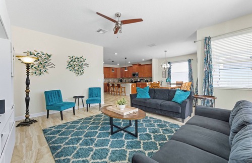 Kissimmee House | Storey Lake Resort · Spacious Orlando Getaway