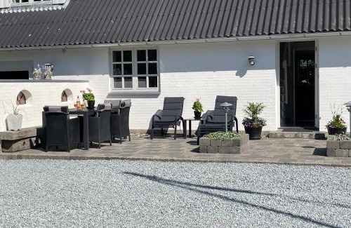 Lokken House | Stort Værelse på Landsted nær Løkken