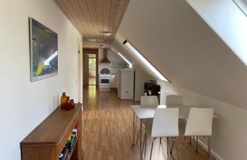 Lokken House | Stort Værelse på Landsted nær Løkken