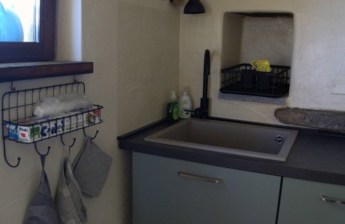 Giachelli House | Stove house - small and cosy with far-reaching views of the Alps