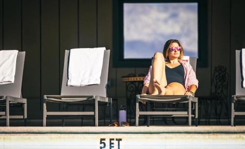Beatty Junction Hotel | Stovepipe Wells Village