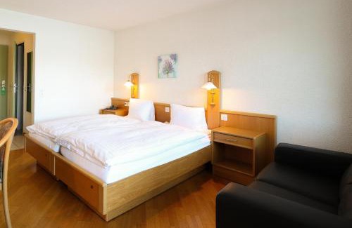 Faulensee Hotel | Strandhotel Seeblick