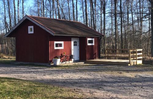 Vargon Cabin | Strandnära Stuga Vänersnäs
