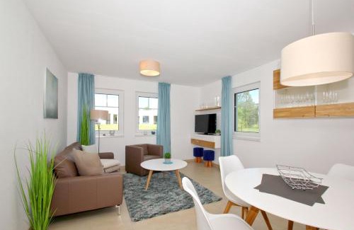 Lobbe Apartment | strandnahe FeWo mit Terrasse, gratis Nutzung vom AHOI Erlebnisbad und Sauna in Sellin - Rex Rugia FeWo 10-4