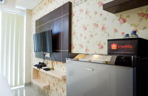 Surabaya Apartment | Strategic and Cozy Studio Room Apartment at Tamansari Papilio By Travelio