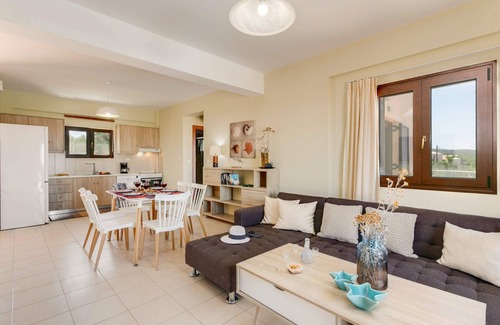 Pyrgos Psilonerou Villa | Stratianna great view