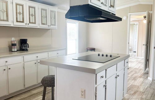 Douglas House | Stratton Oaks - 3 bed manufactured home 5 miles from Douglas
