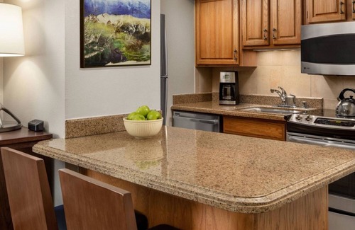 Vail Condo | Streamside 1BR in West Vail - shuttle to slopes, pool, gym, game room & more!