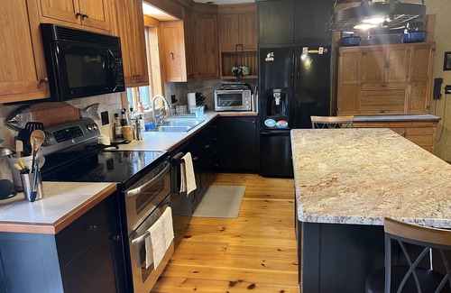 Saratoga Springs House | Streamside Saratoga