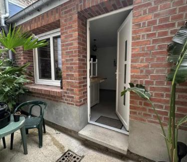 Peronne Apartment | Studette des blancs moutons