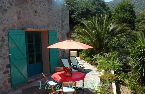 Santa-Reparata-di-Balagna Apartment | Studio in the Villa Sorbo