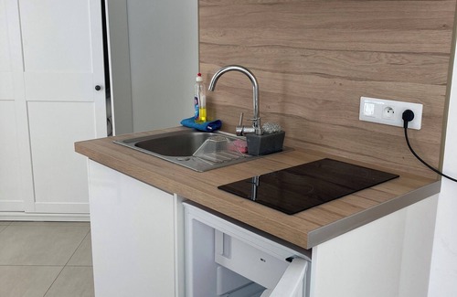 Mantes-la-Jolie Apartment | Studio à Louer Style Loft Cuisine Équipée Salle de Bain Avec Douche