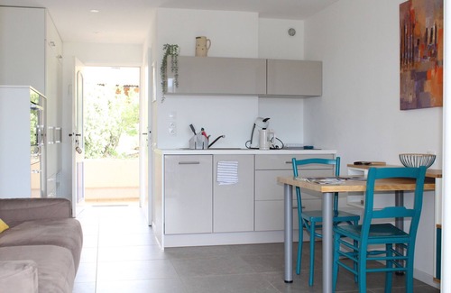 Mollans-sur-Ouveze Apartment | Studio équipé 2 personnes 409