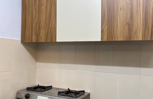 Saket Apartment | Studio 1-bedroom apartment with WiFi, AC in fabulous New Delhi