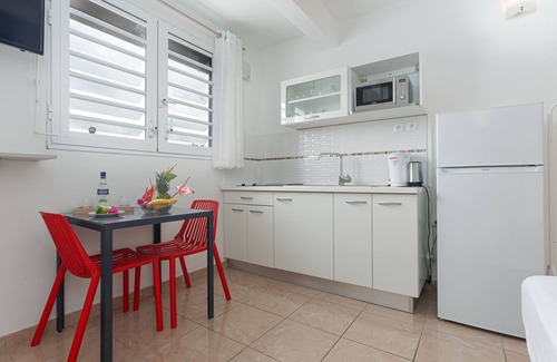 Pointe du Bout Apartment | Studio 101 - Ixora - proche plage