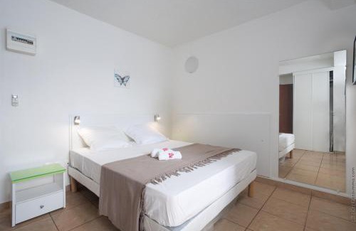 Pointe du Bout Apartment | Studio 103 - L'Oiseau de Paradis