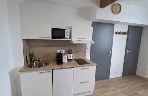 Ruelle-sur-Touvre Apartment | Studio 2 - Cosy: Relaxation and comfort guaranteed