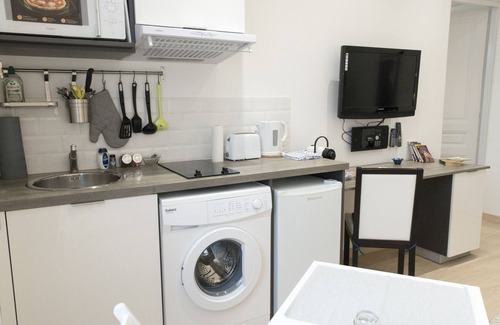Vittel Apartment | Studio 21-Studio-Apartment-Ensuite with Bath-Garden view