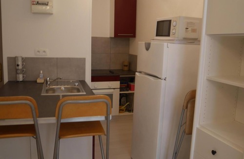 Pont-Saint-Esprit Apartment | studio 25 m2 furnished refurbished