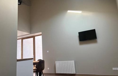 Les Echets Apartment | Studio 25m2 neuf