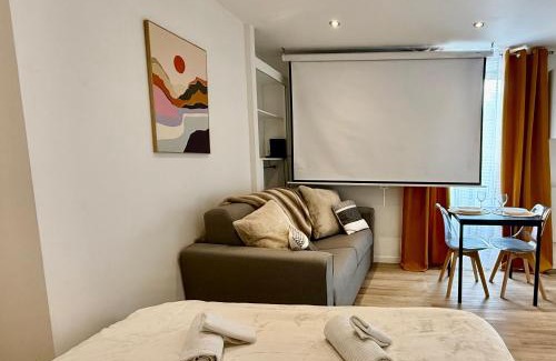 Limoges Apartment | Studio 3 - Cinéma Sport Parking - DABNB