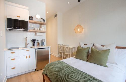 Plateau Mont Royal Apartment | Studio #3 - Self Check-In - Plateau - St-Denis