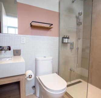 Plateau Mont Royal Apartment | Studio #3 - Self Check-In - Plateau - St-Denis