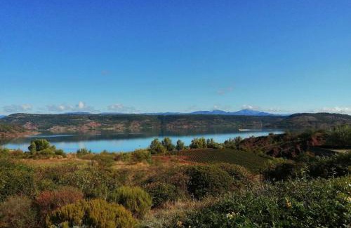 Liausson Apartment | Studio 32m2 - dans propriété avec vue imprenable sur le Lac du Salagou