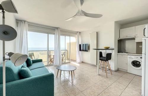 Mediterranee Apartment | Studio 4 couchages face mer Noumarie