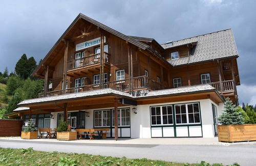 Turracher Hohe Apartment | Studio #4 with Balcony