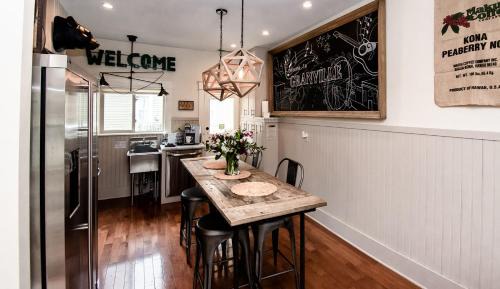 Granville House | Studio 555