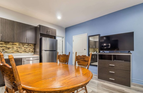 Deer Park Hotel | Studio 6 Deer Park, TX