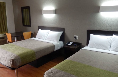 Greater Greenspoint Hotel | Studio 6 Houston, TX - Intercontinental Airport South