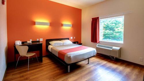 King of Prussia Hotel | Studio 6 King of Prussia PA Philadelphia