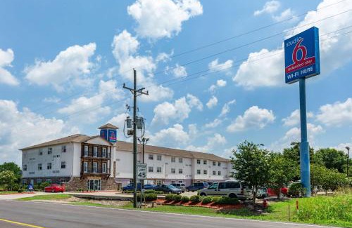Orange Hotel | Studio 6-Orange, TX