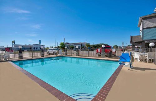 Port Arthur Hotel | Studio 6-Port Arthur, TX - SE