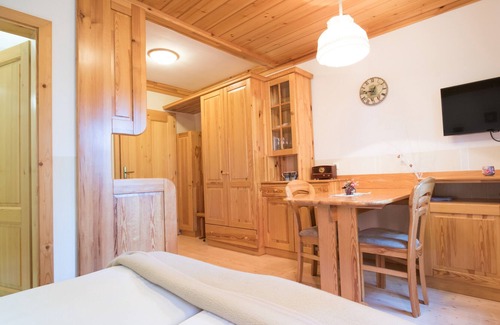 Ambroz pod Krvavcem Apartment | Studio Apartment on Krvavec ski resort with sauna