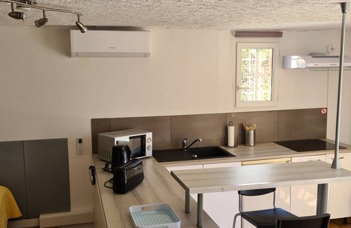 Roquebrune-sur-Argens Apartment | STUDIO Air-conditioned 2P Superb Pool BBQ Private garden in Roquebrune sur Argens